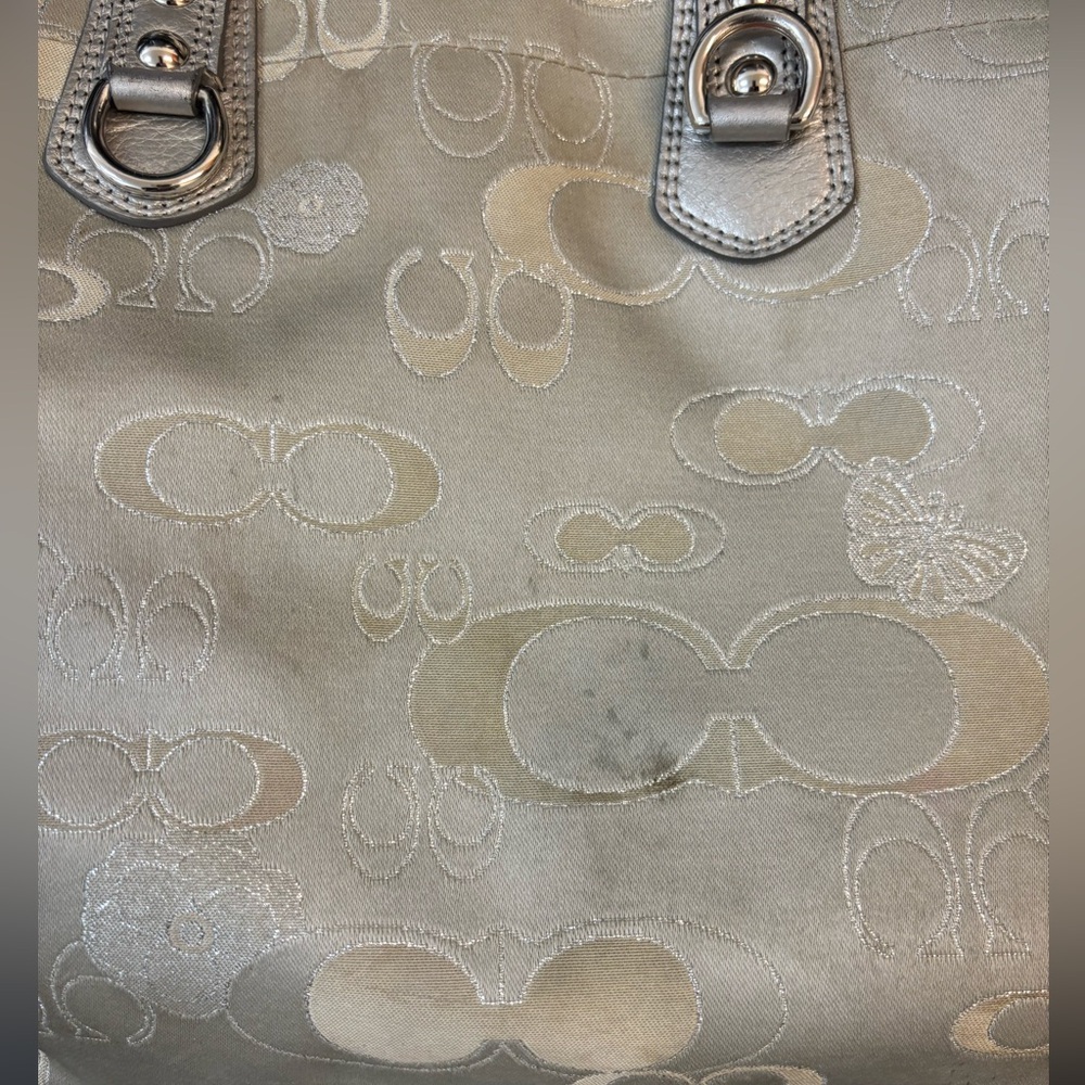 Coach Metallic Silver Shoulder Bag - Picture 4 of 9